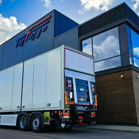 side-opening-box-bodies-white
