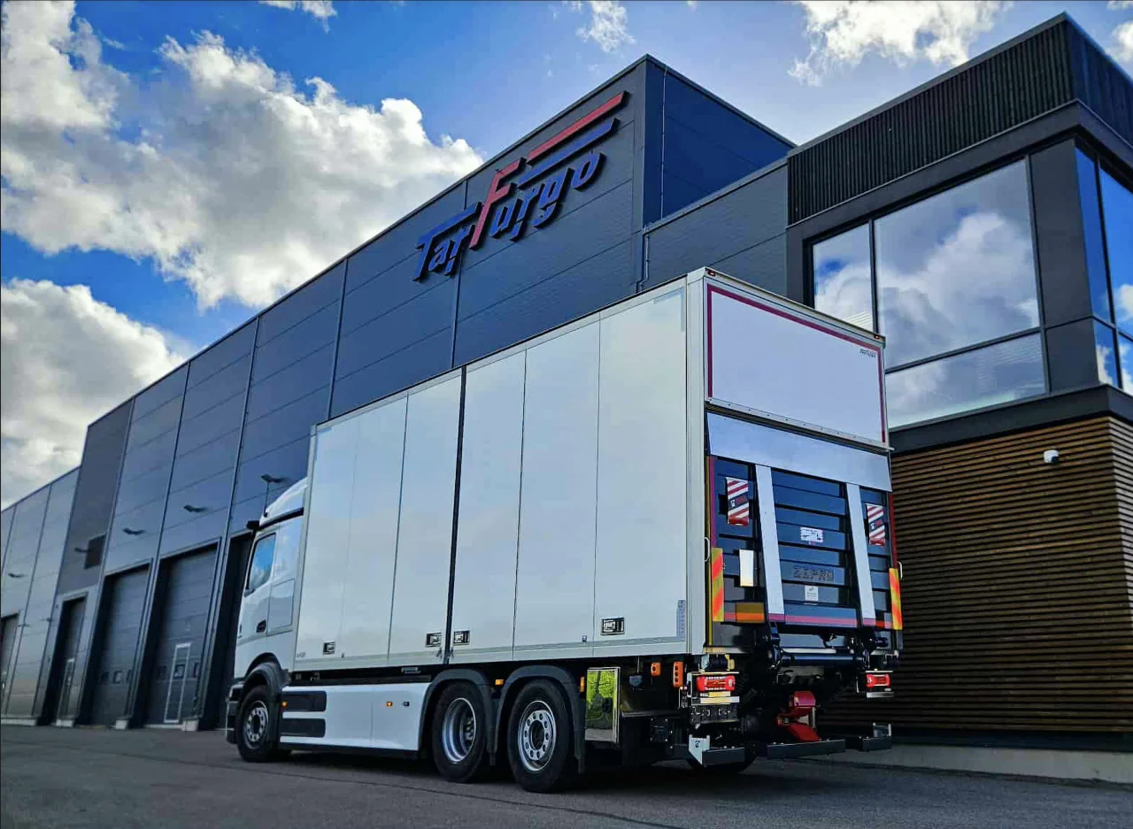 side opening box bodies